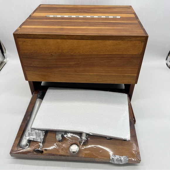 Madison Tabletop Bar Set - Picture 4 of 10